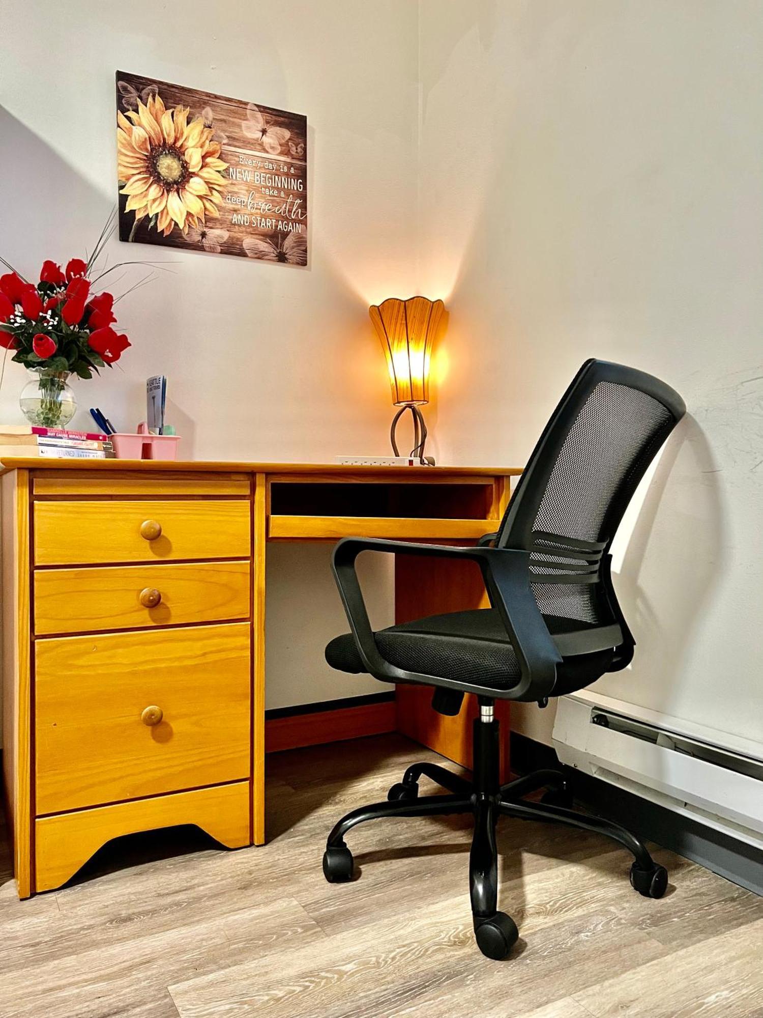 Micro Studio Apartment 10 Minutes Walk To University Of Washington Сиатъл Екстериор снимка