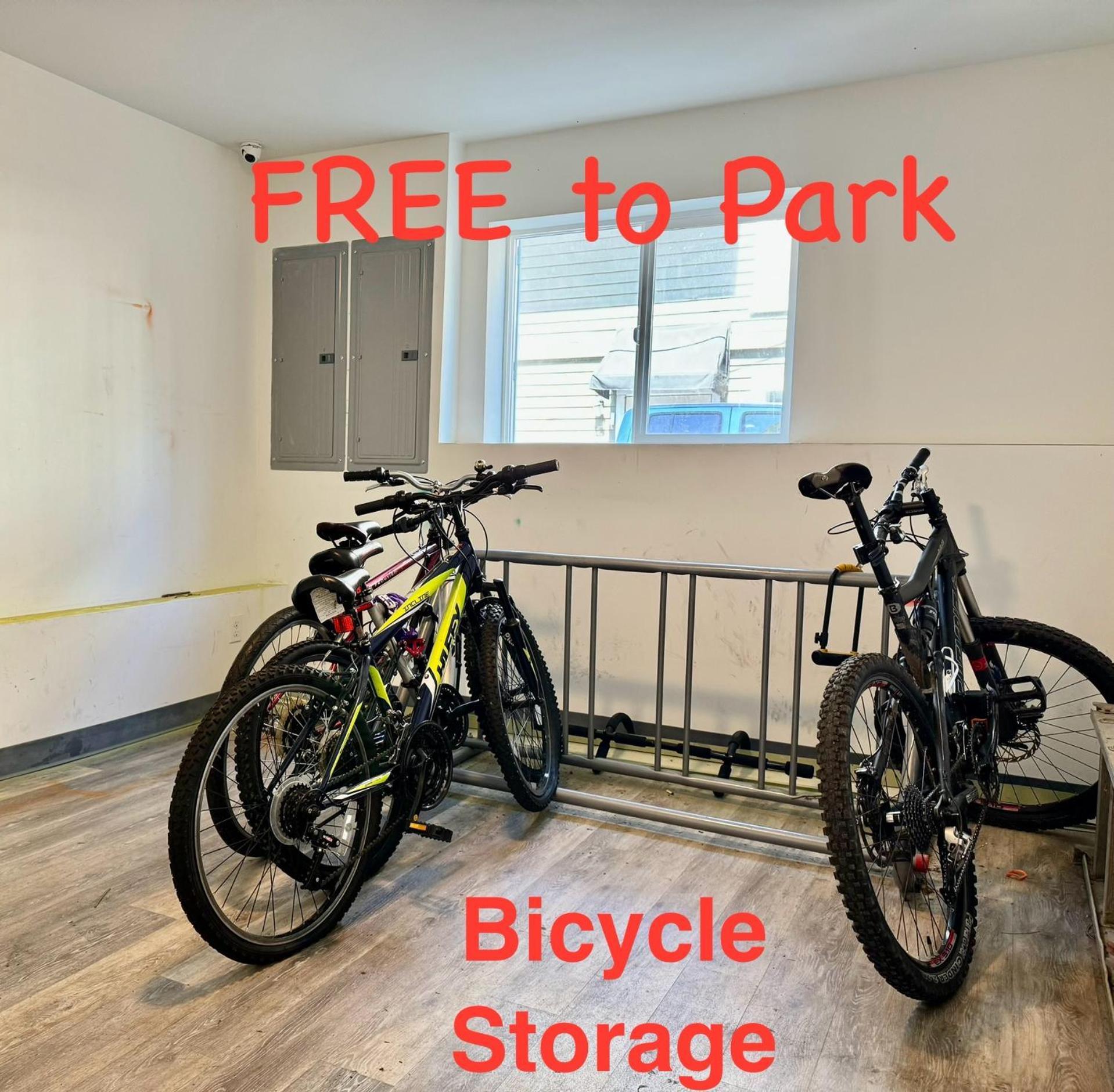 Micro Studio Apartment 10 Minutes Walk To University Of Washington Сиатъл Екстериор снимка
